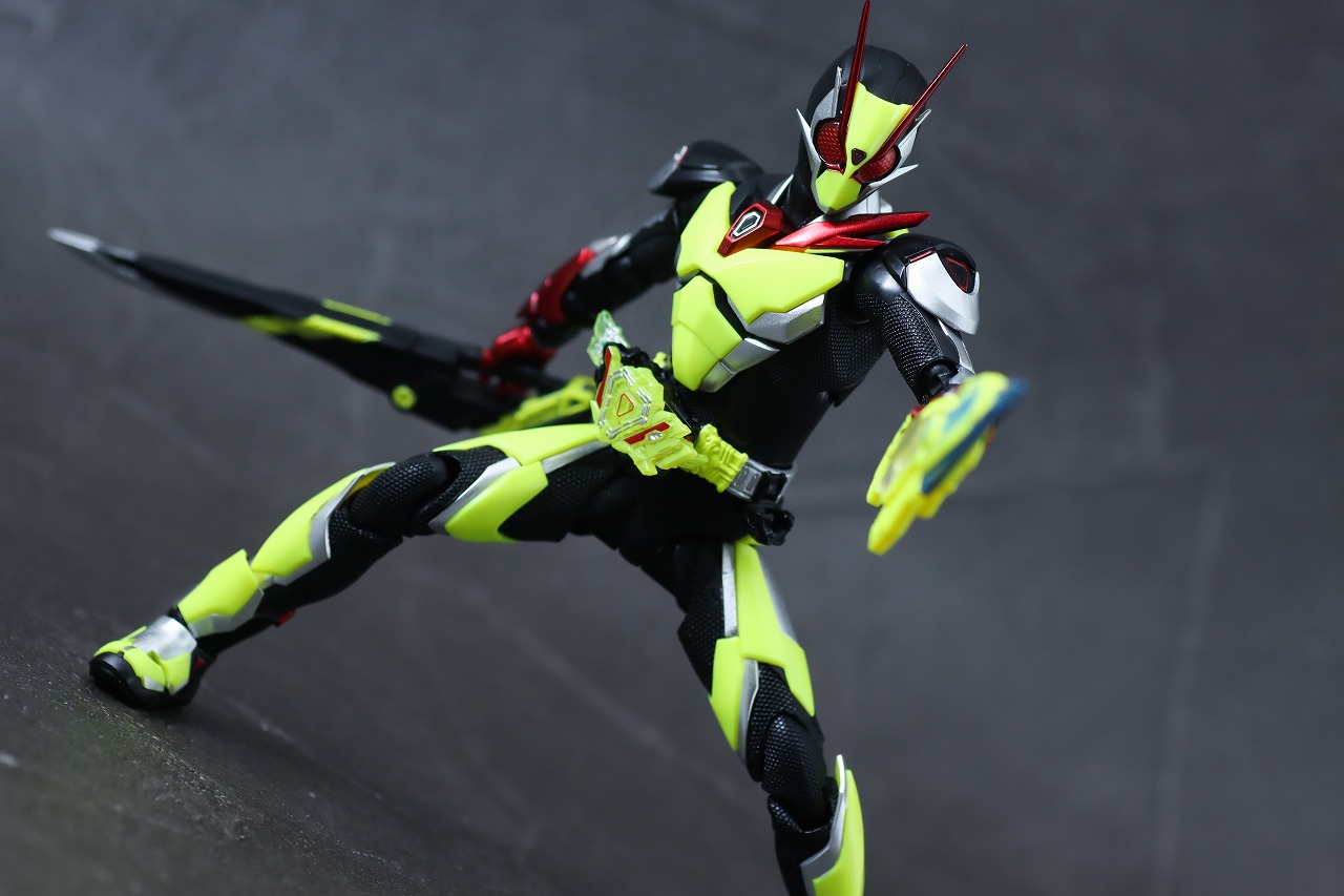 S.H.フィギュアーツ　仮面ライダーゼロツー　レビュー　アクション