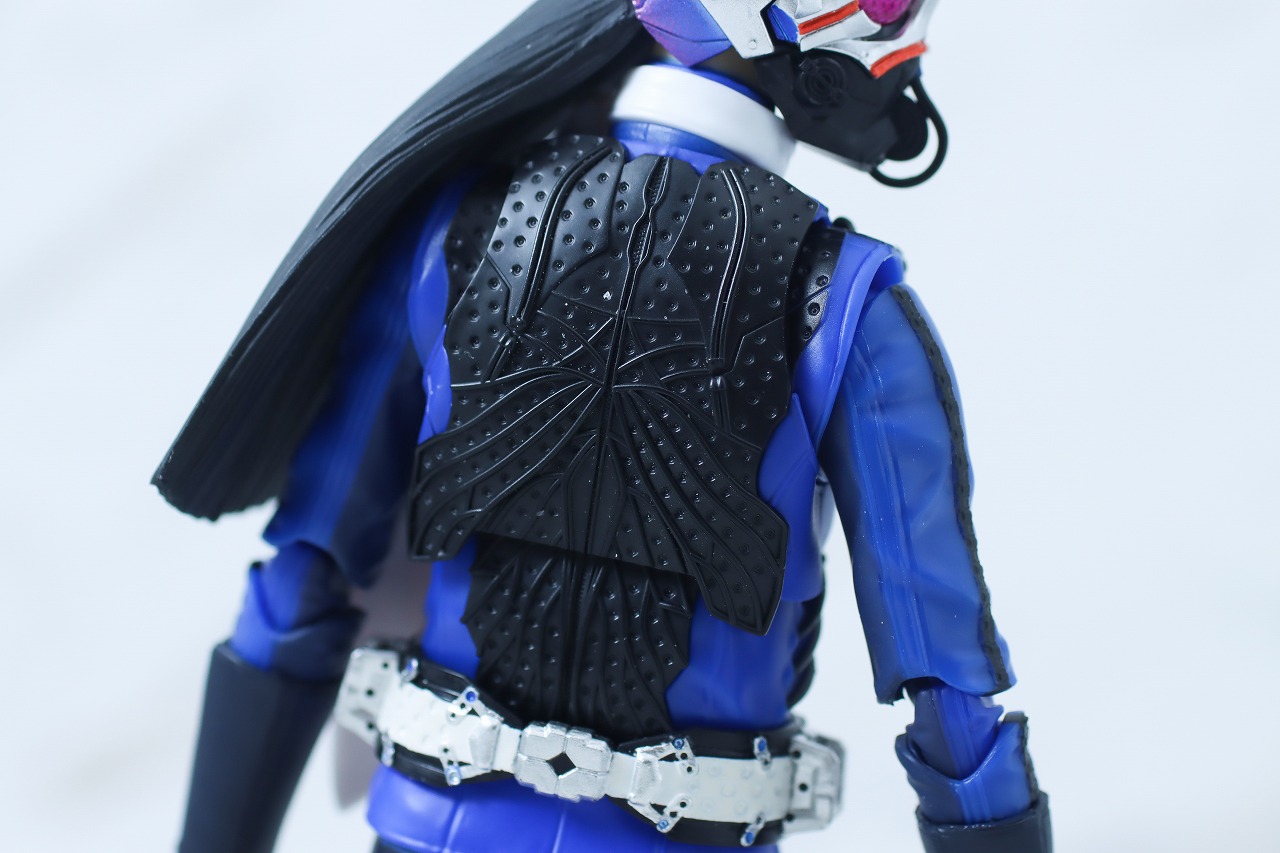 S.H.フィギュアーツ　仮面ライダー第0号　レビュー　本体