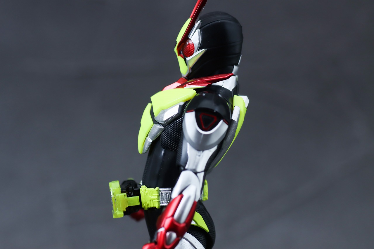 S.H.フィギュアーツ　仮面ライダーゼロツー　レビュー　可動範囲　