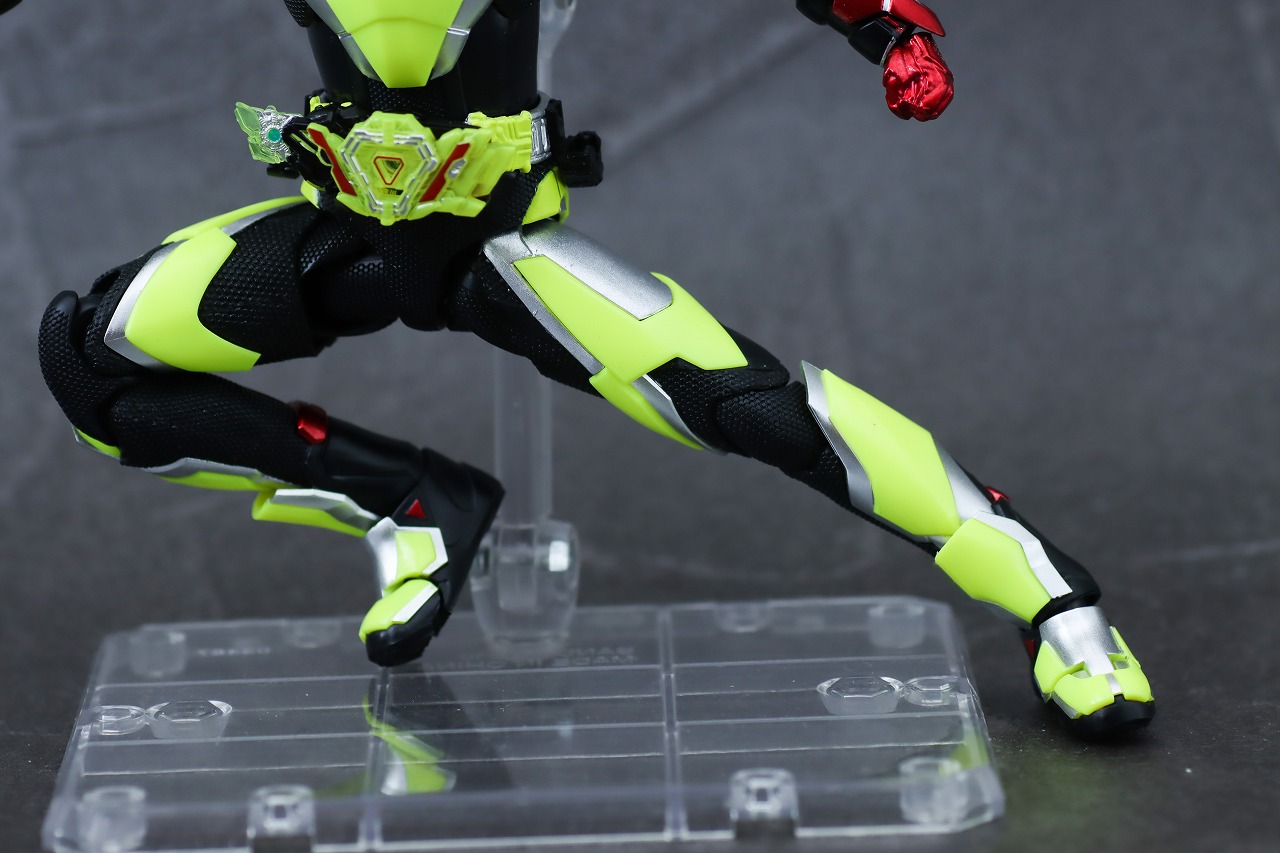 S.H.フィギュアーツ　仮面ライダーゼロツー　レビュー　可動範囲　