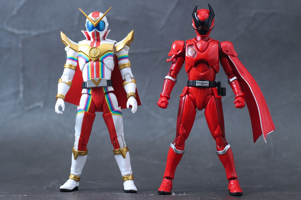 S.H.フィギュアーツ　クワガタオージャー　レビュー　本体　ゼンカイザー　比較