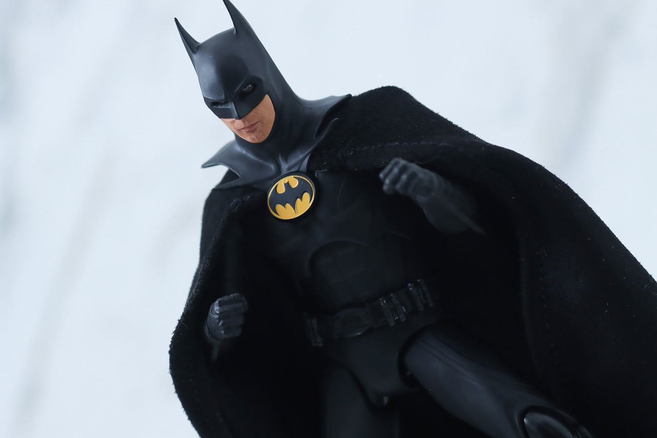 S.H.フィギュアーツ　バットマン　マイケル・キートン　ザ・フラッシュ　レビュー　アクション