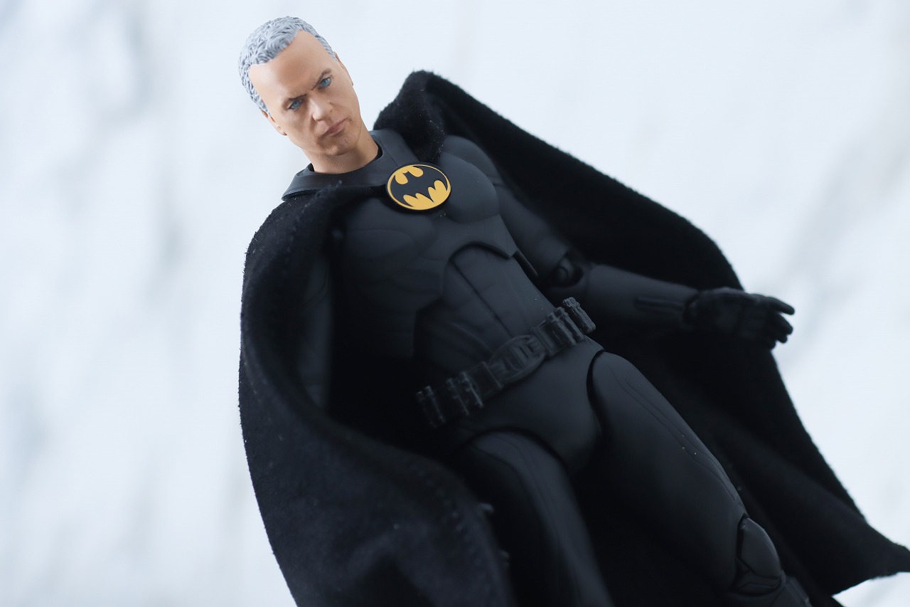 S.H.フィギュアーツ　バットマン　マイケル・キートン　ザ・フラッシュ　レビュー　アクション