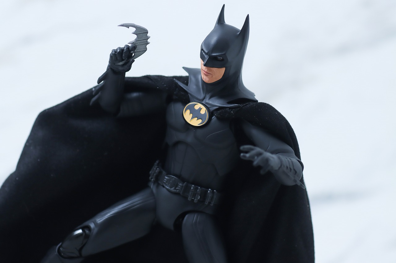 S.H.フィギュアーツ　バットマン　マイケル・キートン　ザ・フラッシュ　レビュー　アクション