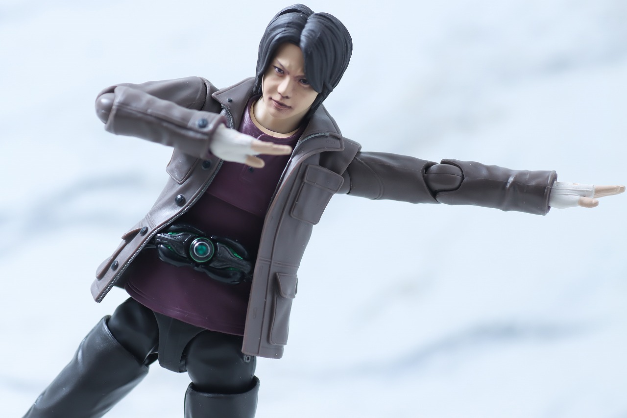S.H.フィギュアーツ　秋月信彦（仮面ライダーBLACK SUN）　レビュー