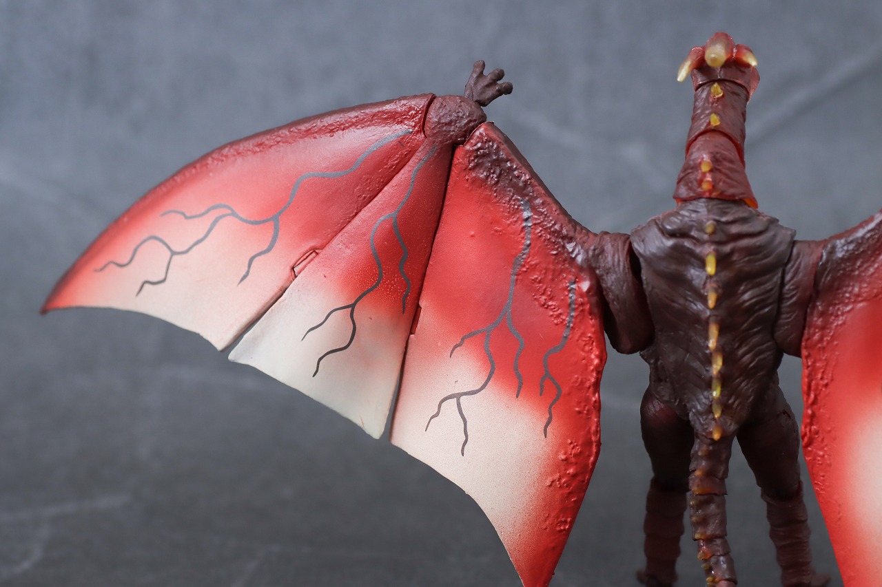 S.H.モンスターアーツ　ファイヤーラドン　幕張決戦Ver.　レビュー　本体