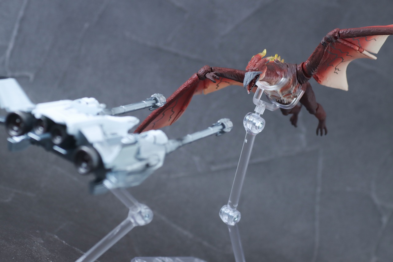 S.H.モンスターアーツ　ファイヤーラドン　幕張決戦Ver.　レビュー　アクション　ガルーダ