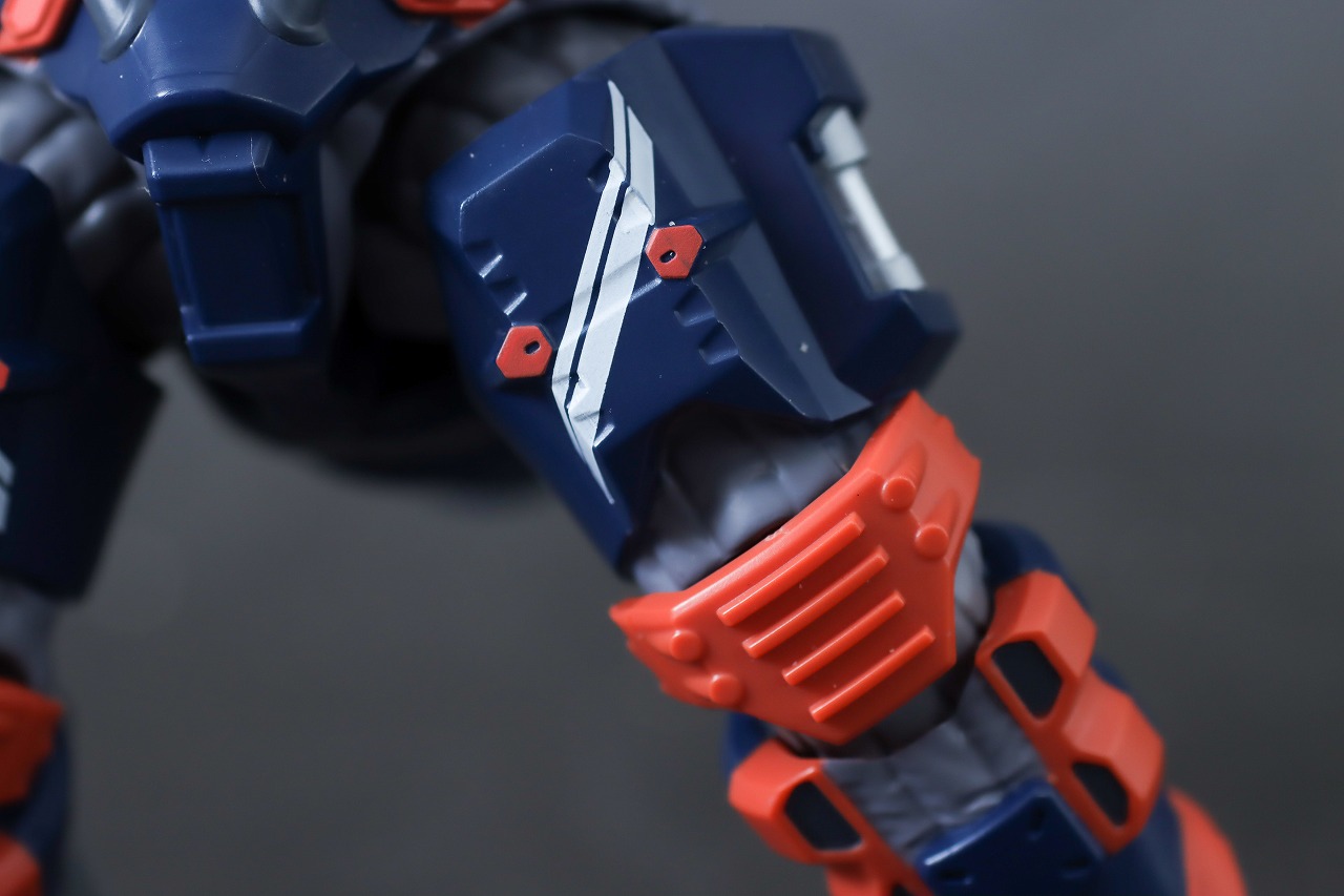 S.H.フィギュアーツ　アースガロン　レビュー　本体