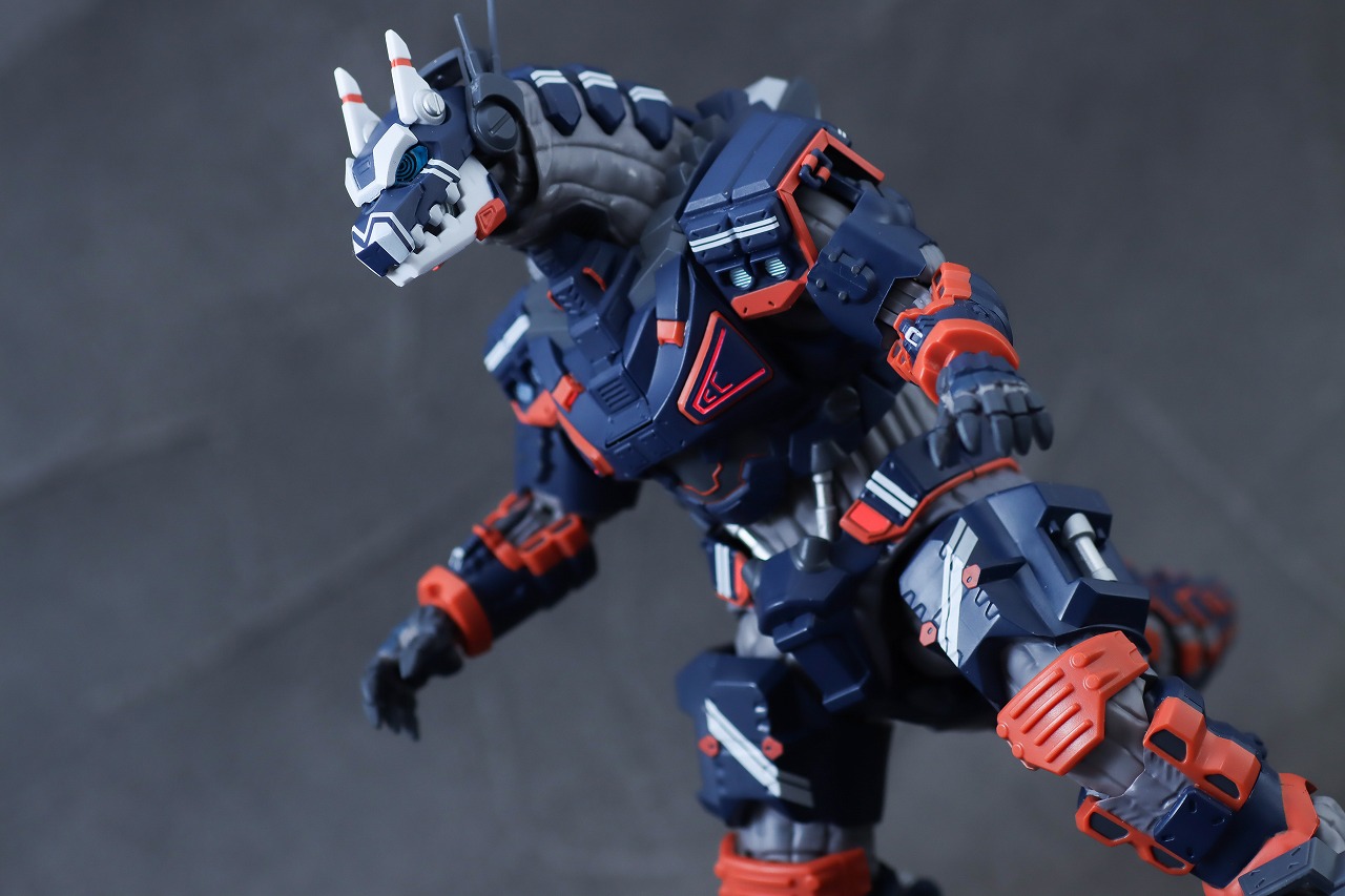 S.H.フィギュアーツ　アースガロン　レビュー　アクション