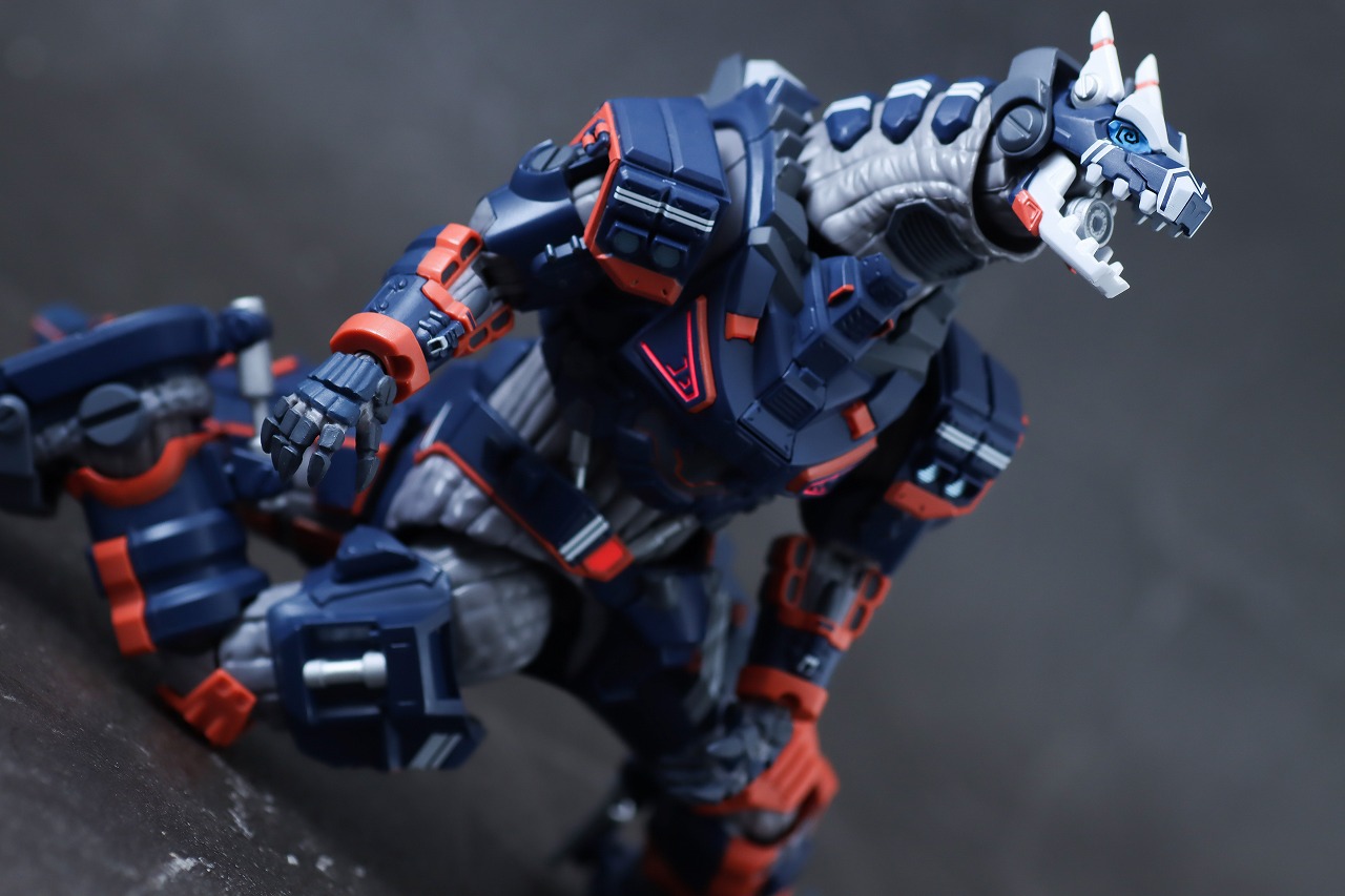 S.H.フィギュアーツ　アースガロン　レビュー　アクション