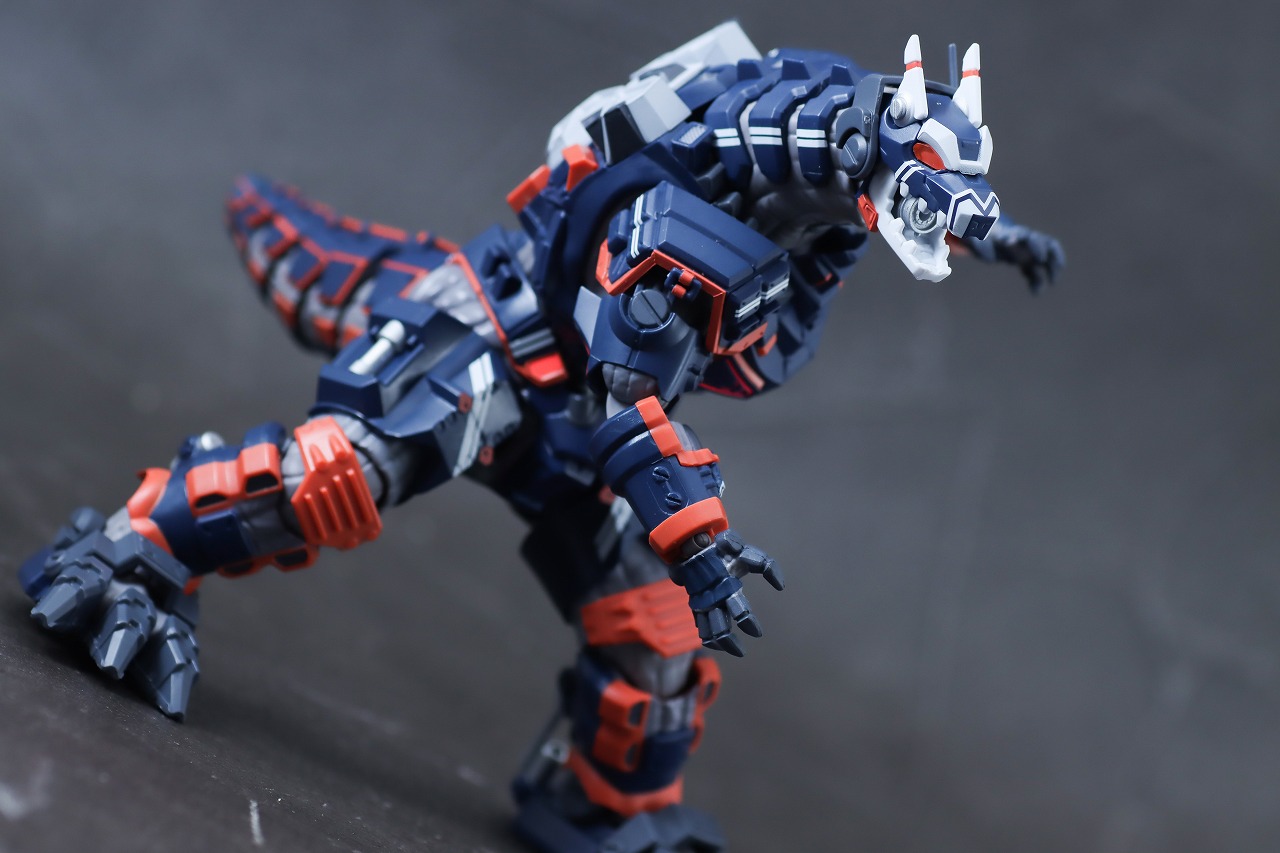 S.H.フィギュアーツ　アースガロン　レビュー　アクション