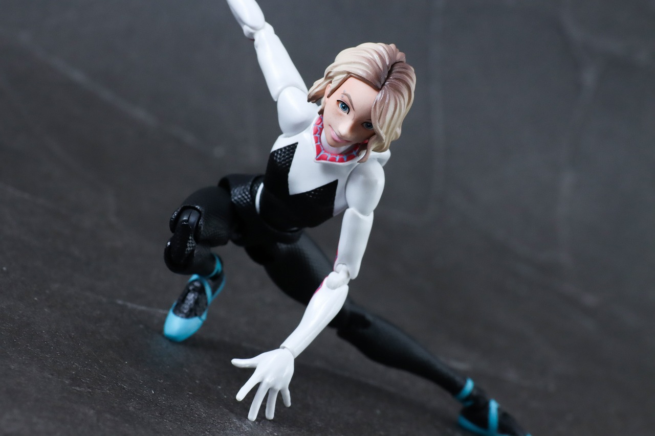 千値練 SVアクション　スパイダー・グウェン　レビュー　アクション