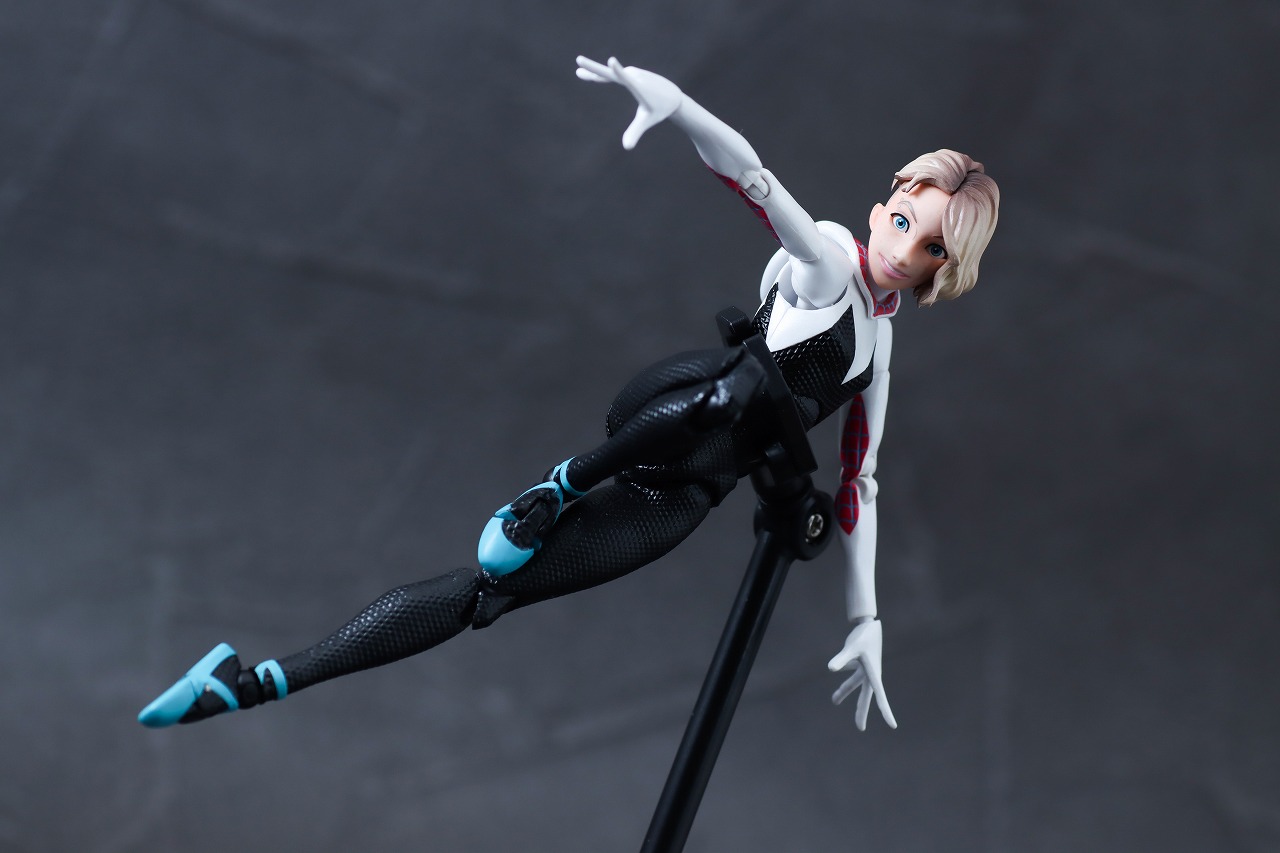 千値練 SVアクション　スパイダー・グウェン　レビュー　アクション