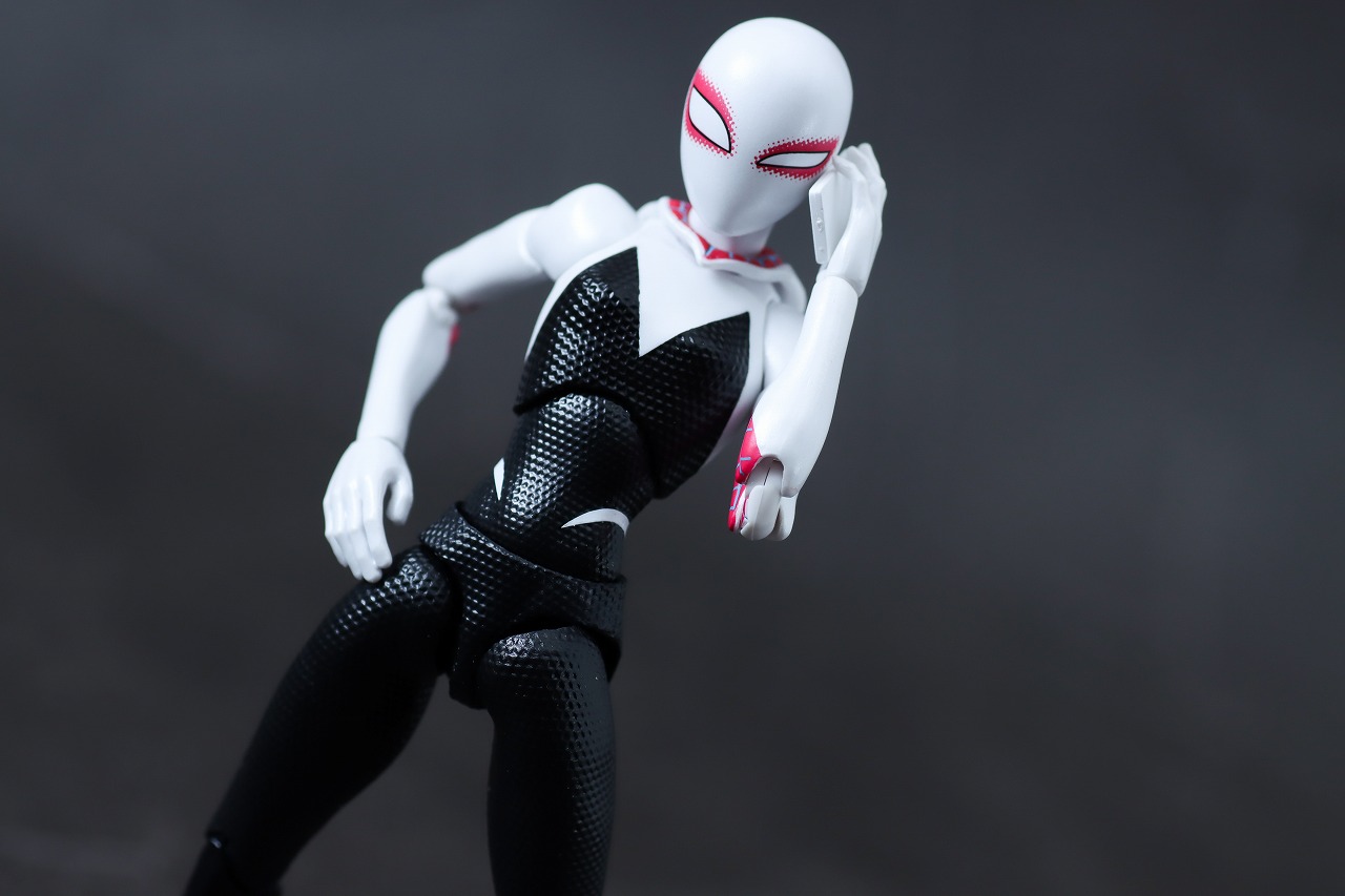 千値練 SVアクション　スパイダー・グウェン　レビュー　アクション