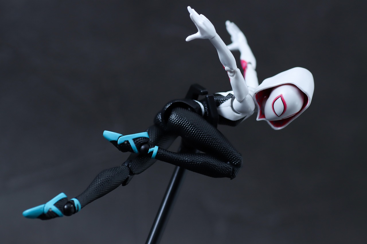 千値練 SVアクション　スパイダー・グウェン　レビュー　アクション