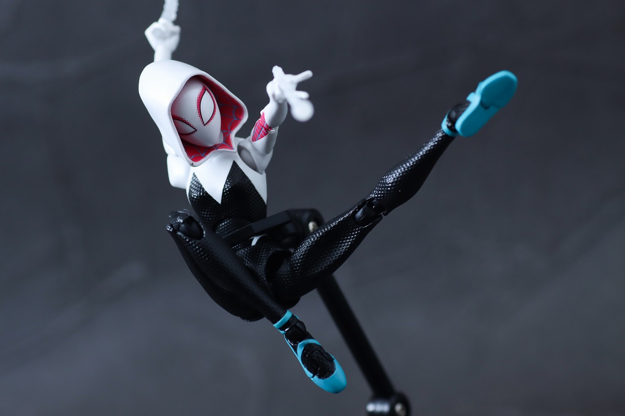 千値練 SVアクション　スパイダー・グウェン　レビュー　アクション