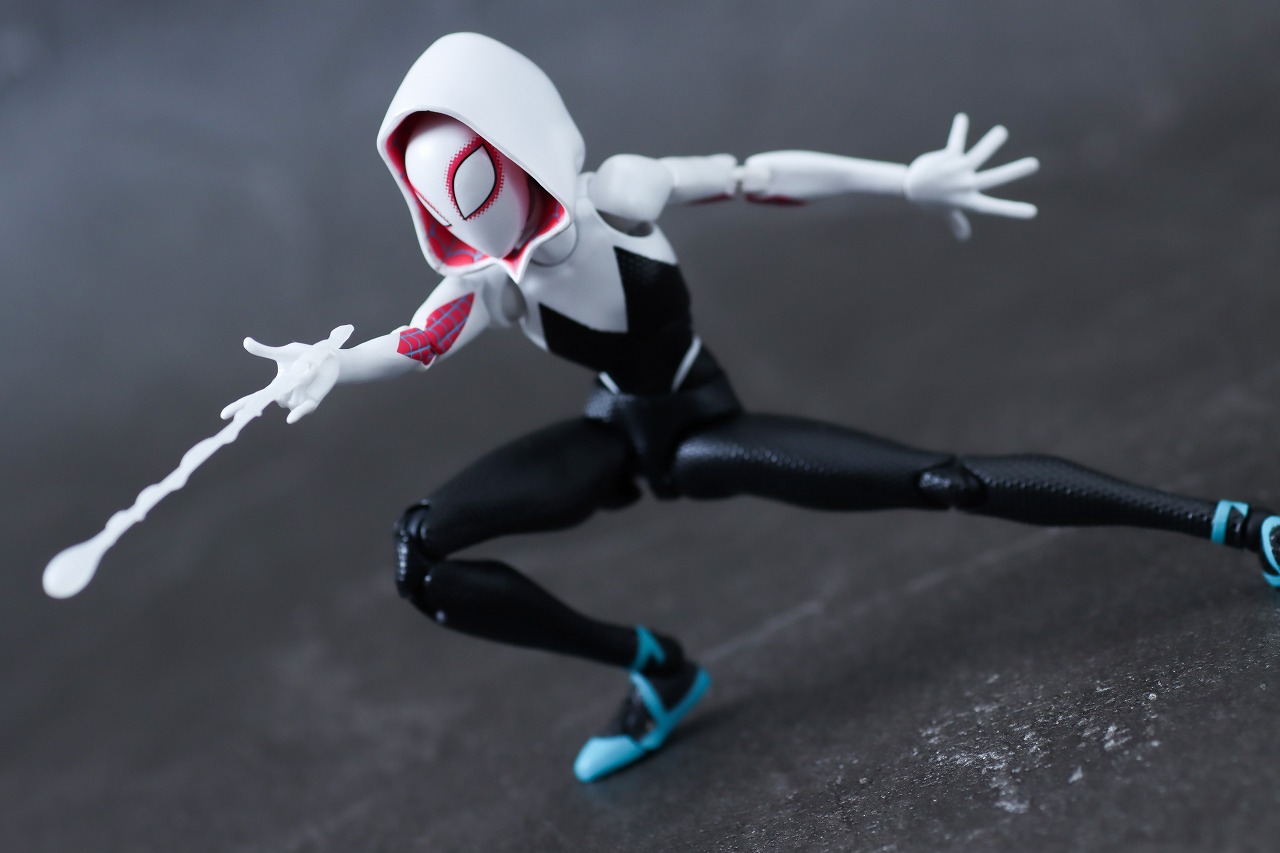 千値練 SVアクション　スパイダー・グウェン　レビュー　アクション