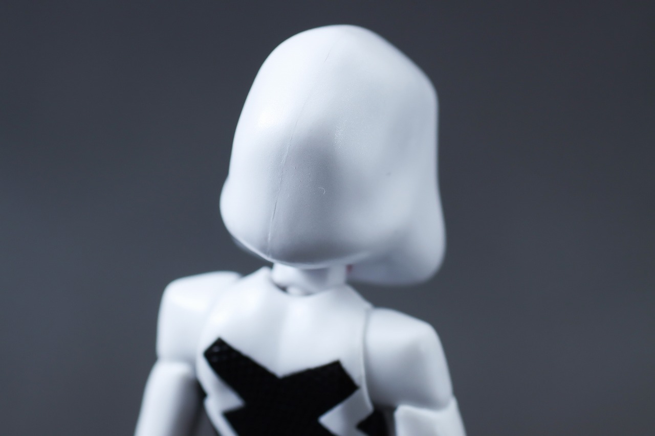 千値練 SVアクション　スパイダー・グウェン　レビュー　本体