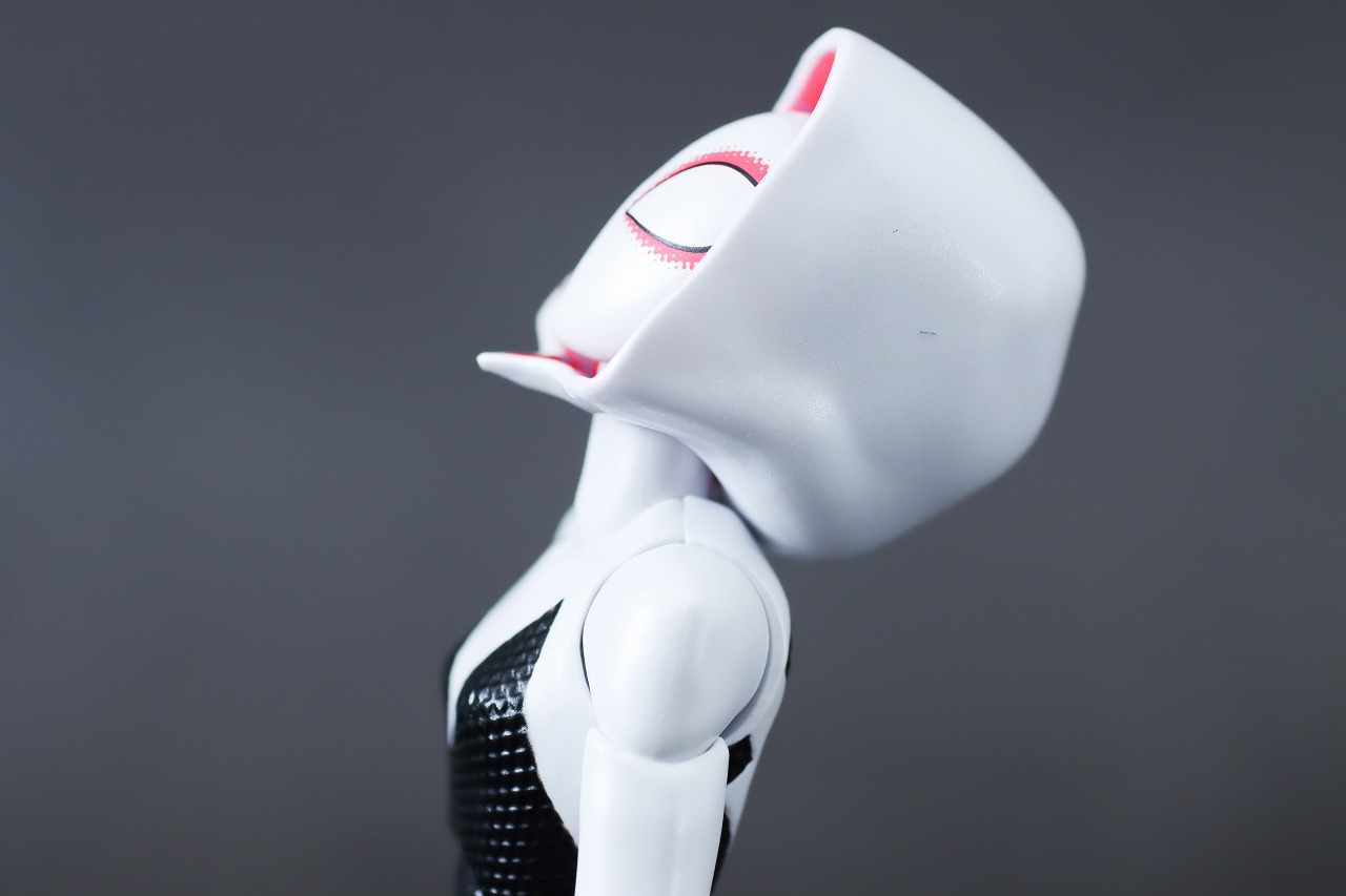 千値練 SVアクション　スパイダー・グウェン　レビュー　可動範囲