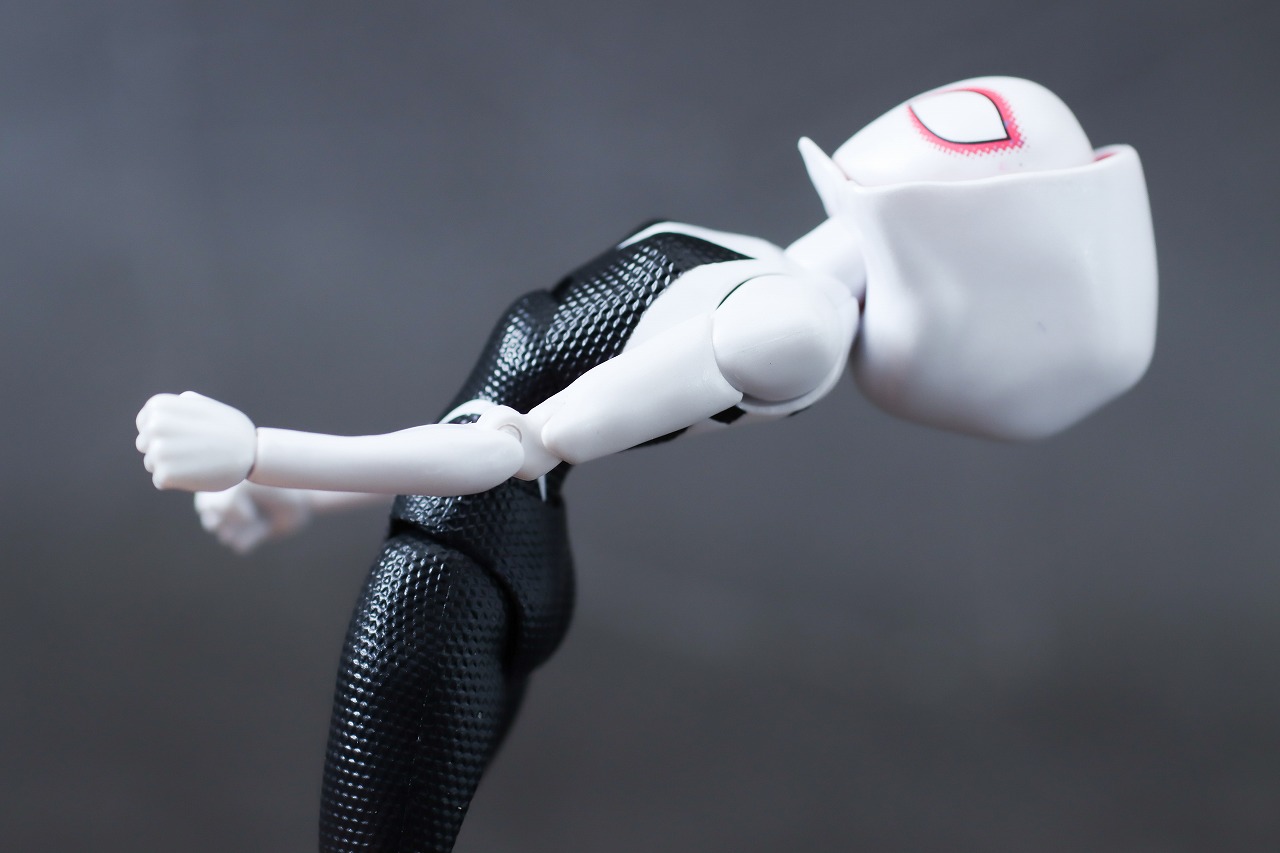 千値練 SVアクション　スパイダー・グウェン　レビュー　可動範囲