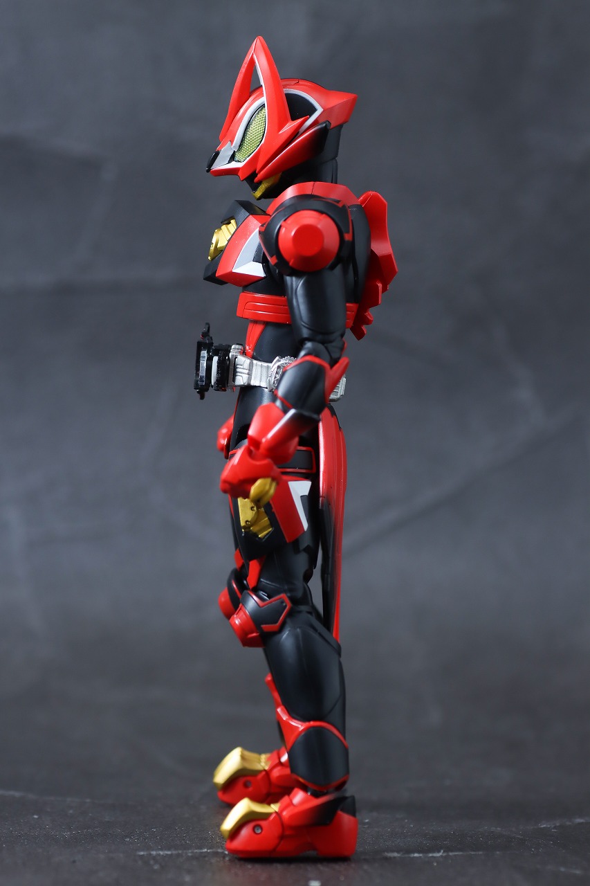 S.H.フィギュアーツ 仮面ライダーギーツ ブーストフォーム マークⅡ レビュー 本体