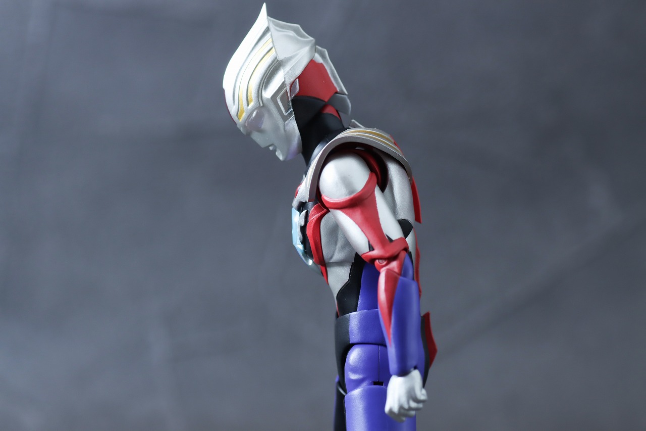 S.H.フィギュアーツ ウルトラマンオーブ スペシウムゼペリオン(ニュージェネレーション スターズVer.) レビュー 可動範囲