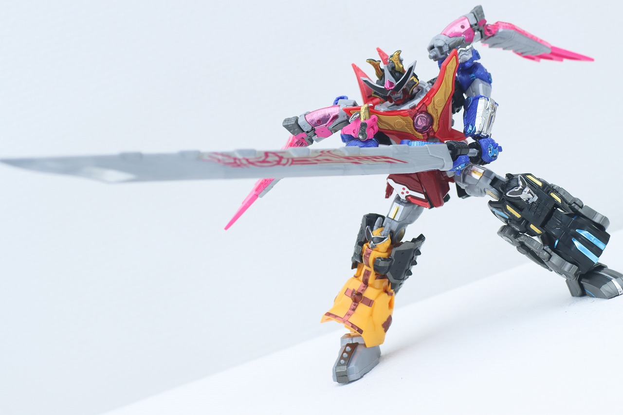 ミニプラ　トラドラオニタイジン極 お祭りメタリックVer.　レビュー　オニタイジン　アクション