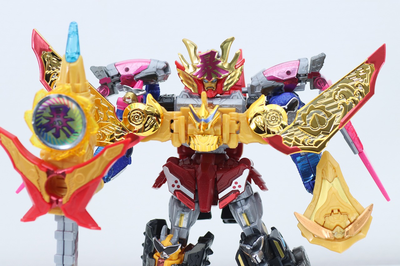 ミニプラ　トラドラオニタイジン極 お祭りメタリックVer.　レビュー　ゴールドンオニタイジン　本体