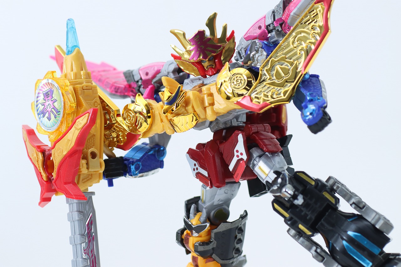 ミニプラ　トラドラオニタイジン極 お祭りメタリックVer.　レビュー　ゴールドンオニタイジン　アクション