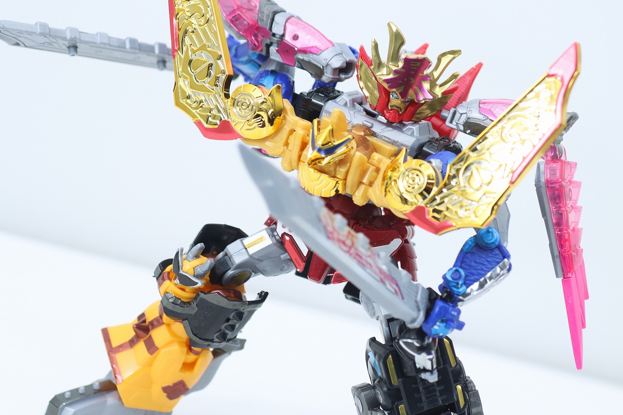 ミニプラ　トラドラオニタイジン極 お祭りメタリックVer.　レビュー　ゴールドンオニタイジン　アクション