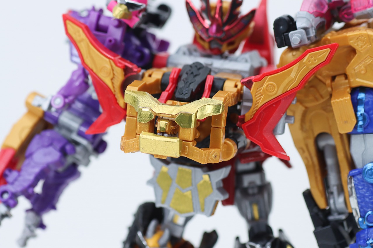 ミニプラ　トラドラオニタイジン極 お祭りメタリックVer.　レビュー　トラドラオニタイジン　本体