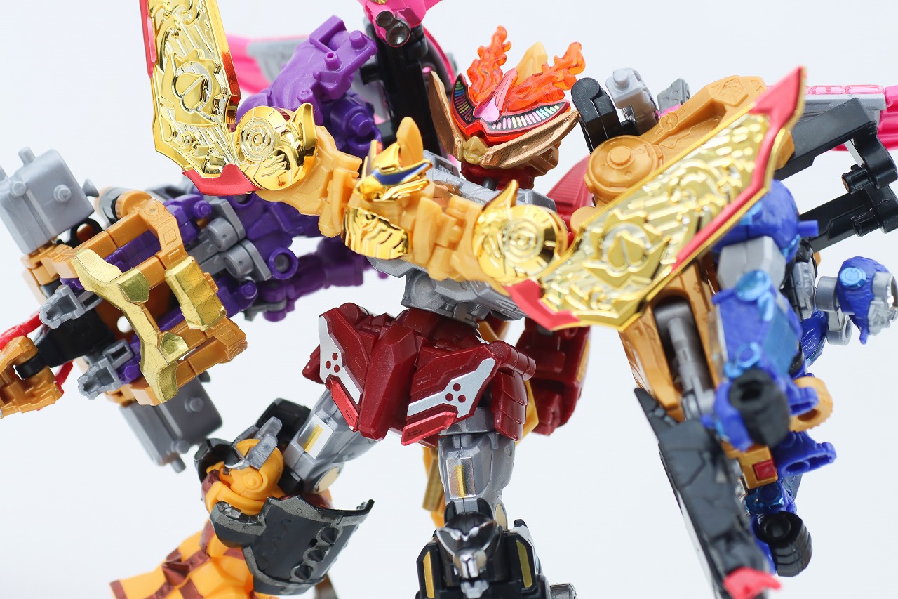 ミニプラ　トラドラオニタイジン極 お祭りメタリックVer.　レビュー　アクション