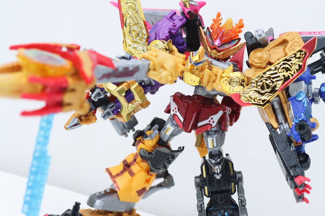 ミニプラ　トラドラオニタイジン極 お祭りメタリックVer.