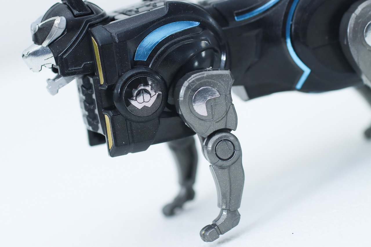 ミニプラ　トラドラオニタイジン極 お祭りメタリックVer.　レビュー　イヌブラザーロボタロウ　本体