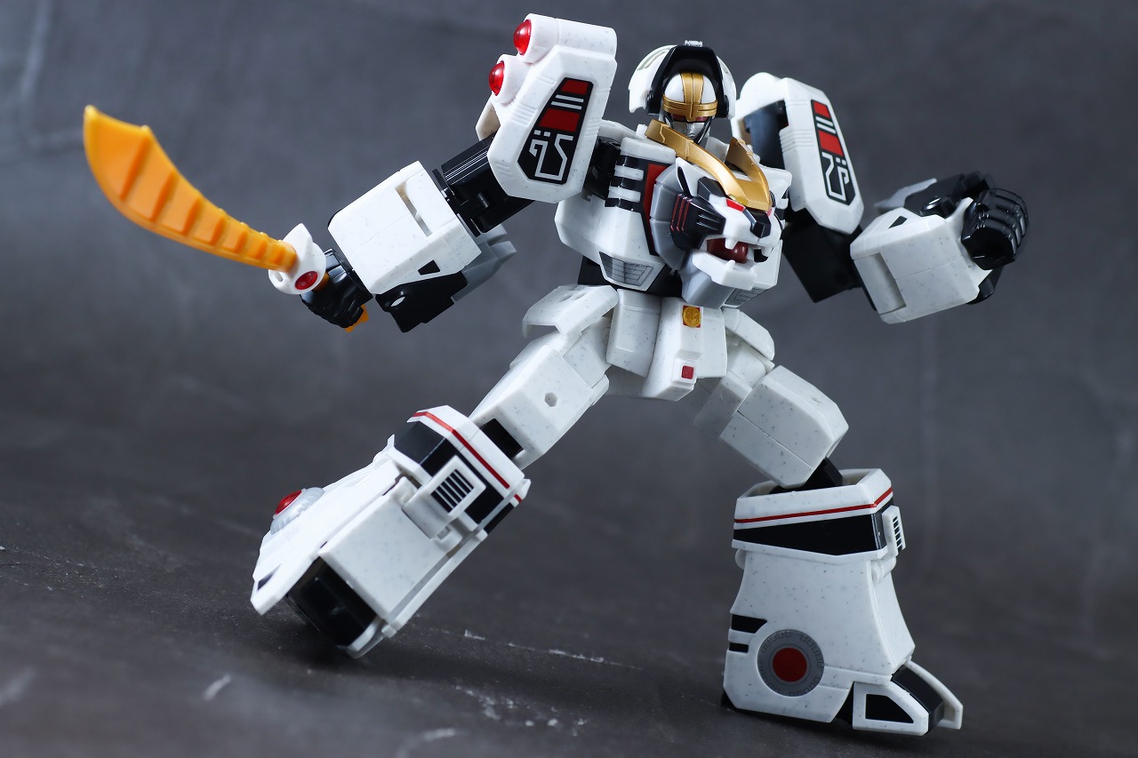 SMP　ダイムゲン　レビュー　超気伝獣　アクション　ウォンタイガー　オプションパーツ