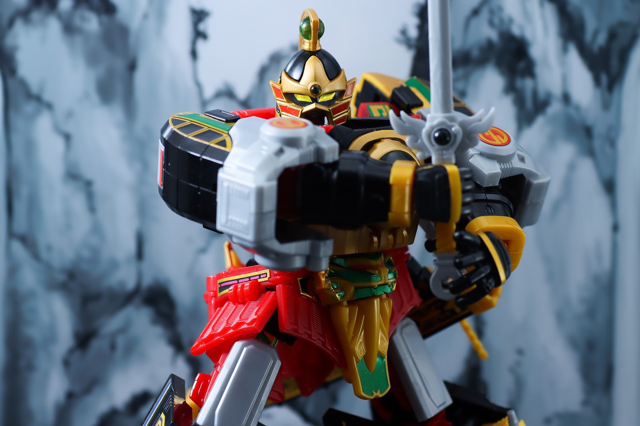 SMP　ダイムゲン　レビュー　超気伝武人　アクション　背景紙　大連王