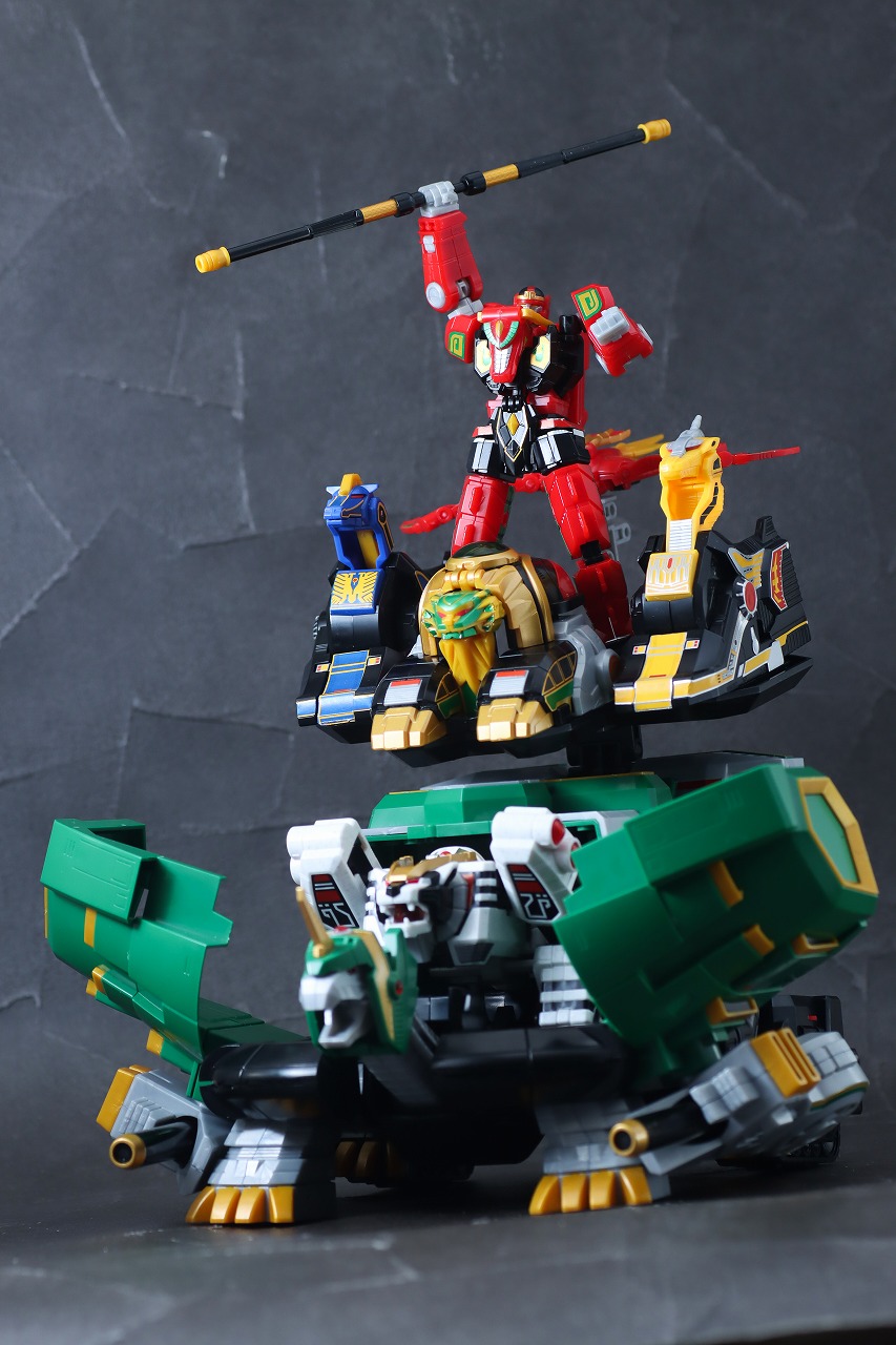 SMP　ダイムゲン　レビュー　アクション　重甲気殿　大圧殺　ウォンタイガー