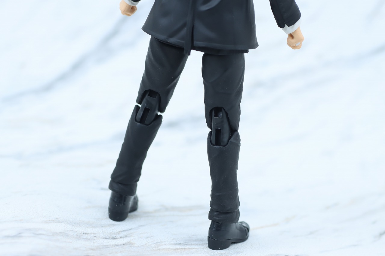 S.H.フィギュアーツ　岸辺露伴（『ルーヴルへ行く』）　レビュー　本体