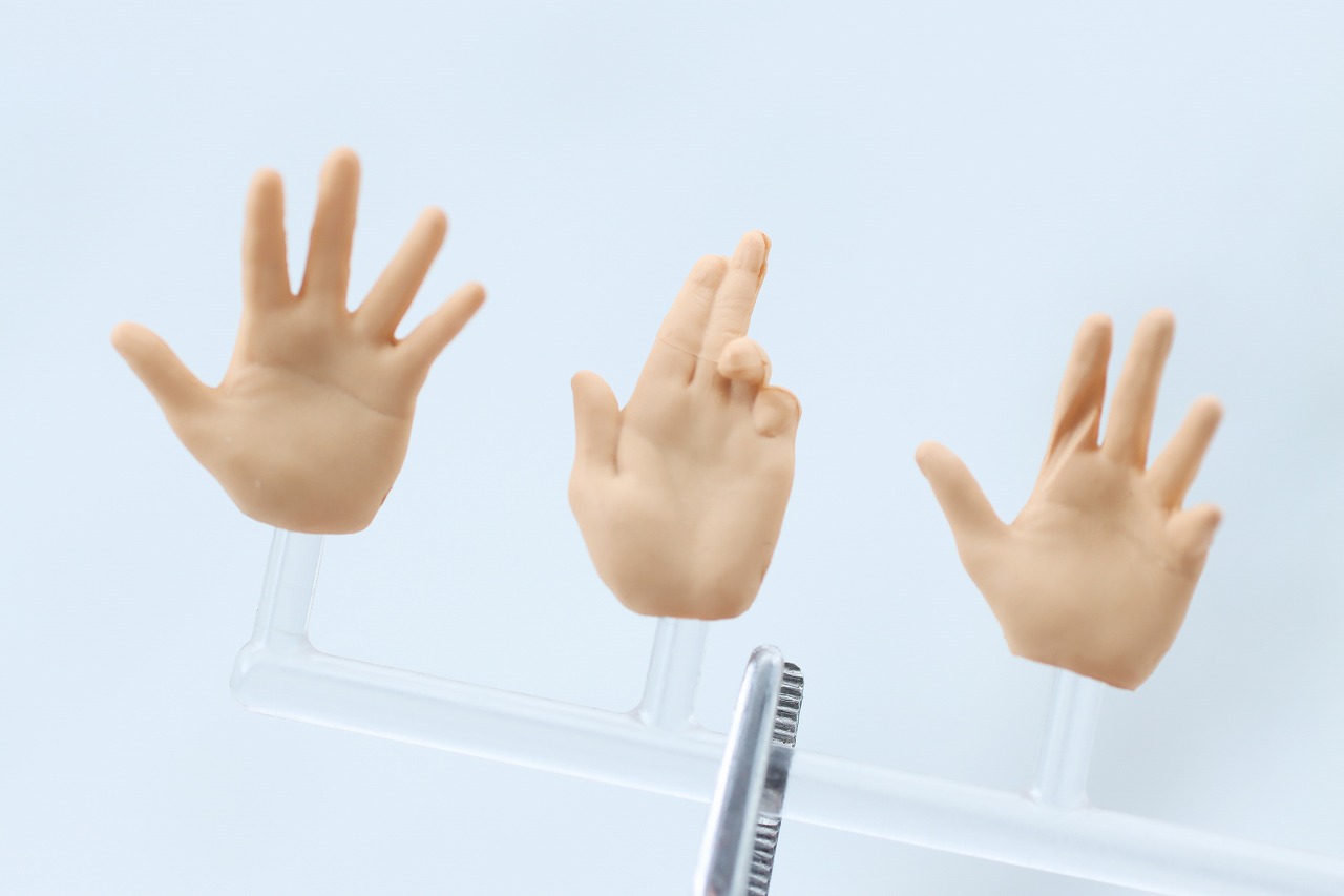 S.H.フィギュアーツ　岸辺露伴（『ルーヴルへ行く』）　レビュー　付属品　手首