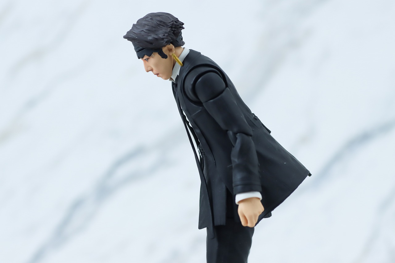 S.H.フィギュアーツ　岸辺露伴（『ルーヴルへ行く』）　レビュー　可動範囲