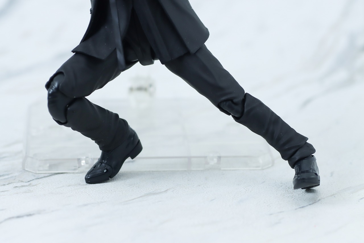 S.H.フィギュアーツ　岸辺露伴（『ルーヴルへ行く』）　レビュー　可動範囲