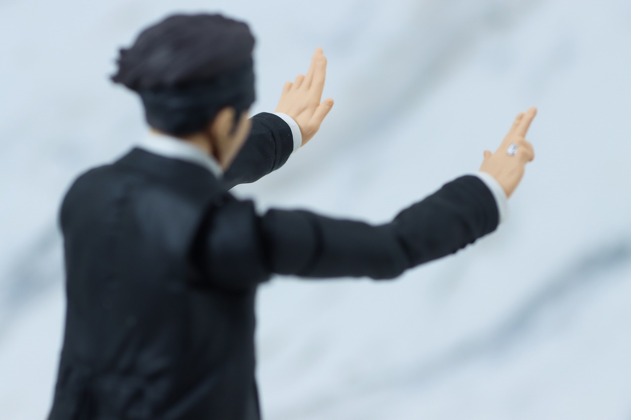 S.H.フィギュアーツ　岸辺露伴（『ルーヴルへ行く』）　レビュー　アクション