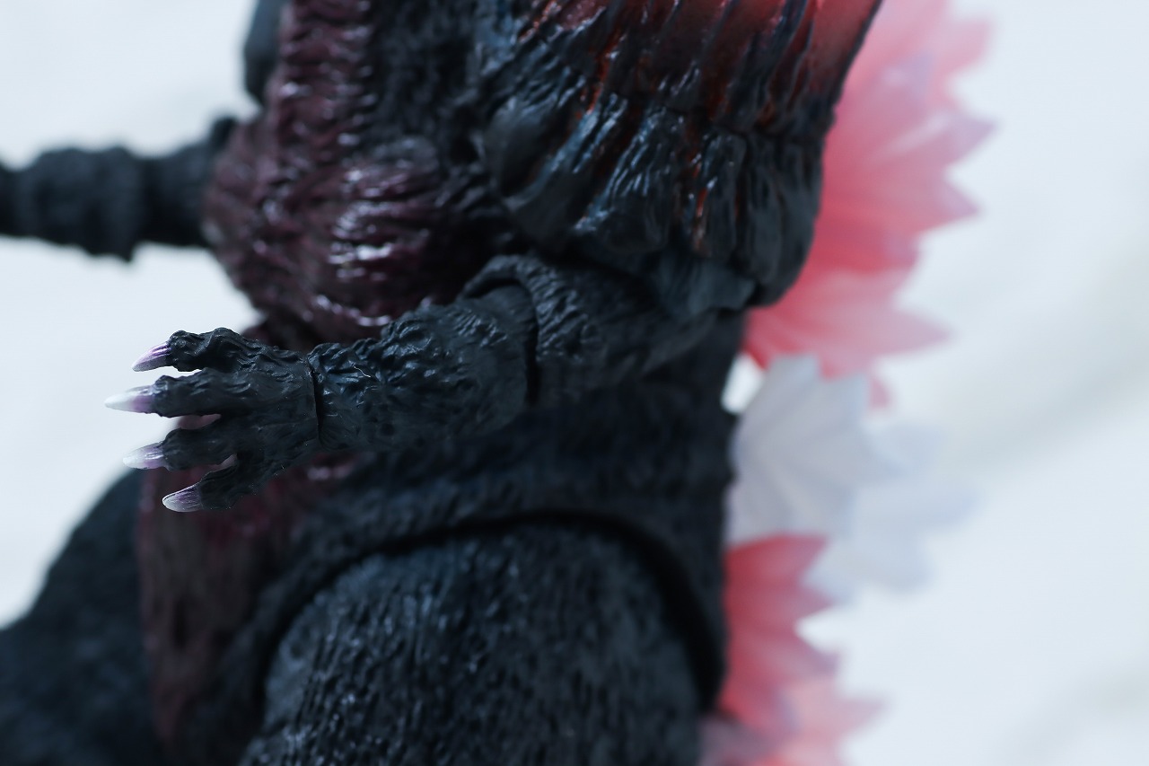 S.H.モンスターアーツ　スペースゴジラ 福岡決戦Ver.　レビュー　本体