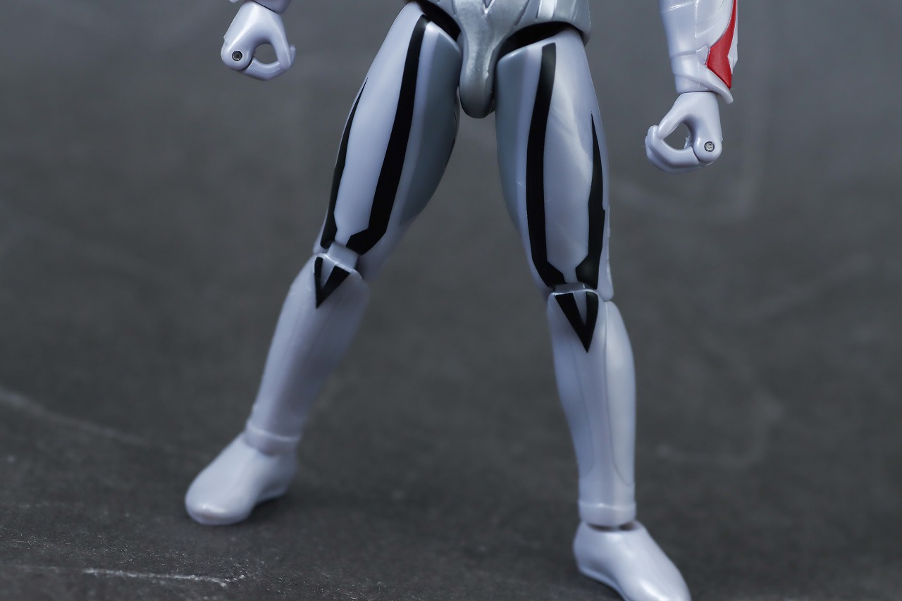 ウルトラアクションフィギュア　ウルトラマンネクサス アンファンス　レビュー　本体