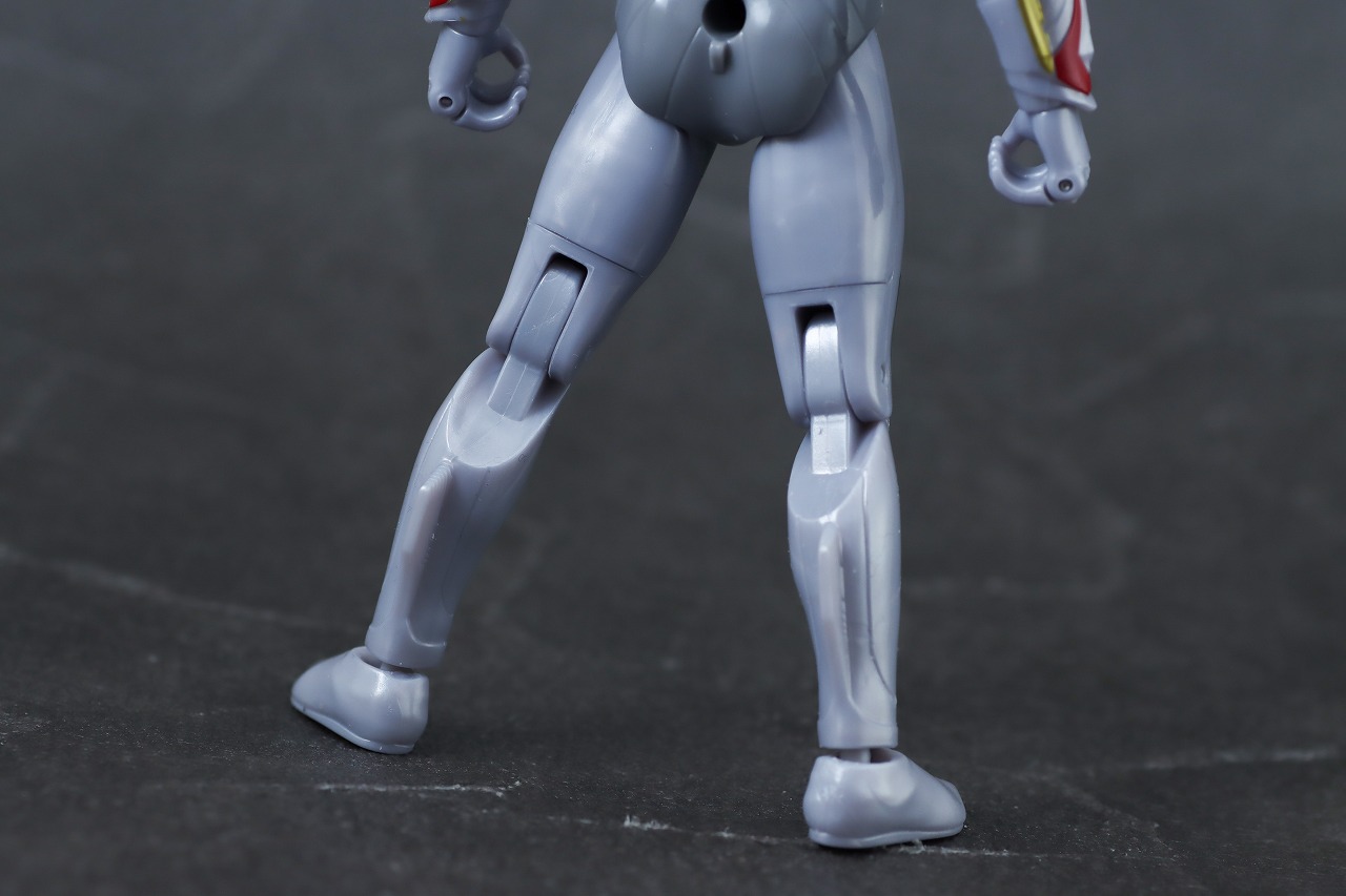 ウルトラアクションフィギュア　ウルトラマンネクサス アンファンス　レビュー　本体