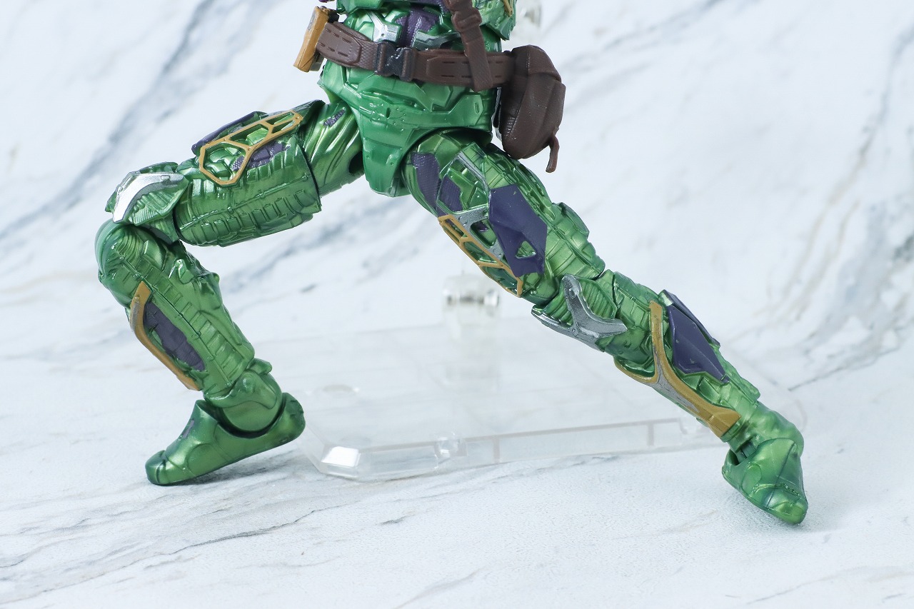 マーベルレジェンド　グリーン・ゴブリン アップグレードスーツ　レビュー　可動範囲