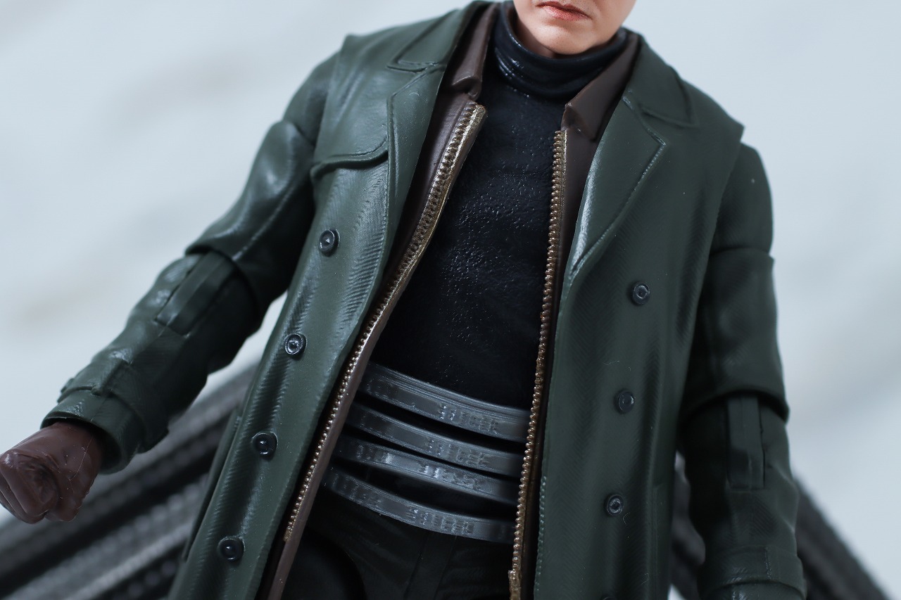 マーベルレジェンド　ドクター・オクトパス（『スパイダーマン：ノー・ウェイ・ホーム』）　レビュー　本体