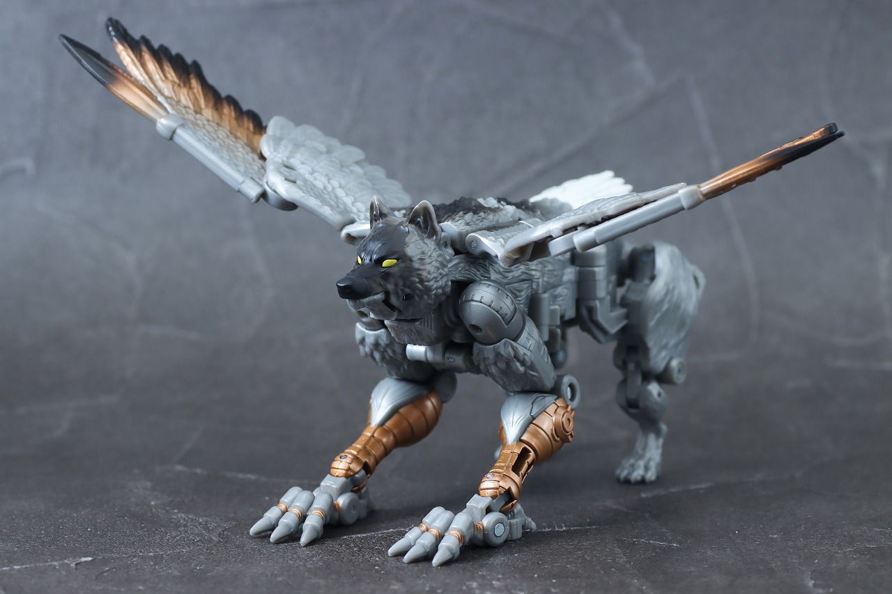 トランスフォーマー レガシー ユナイテッド　シルバーボルト　レビュー　ビーストモード　本体