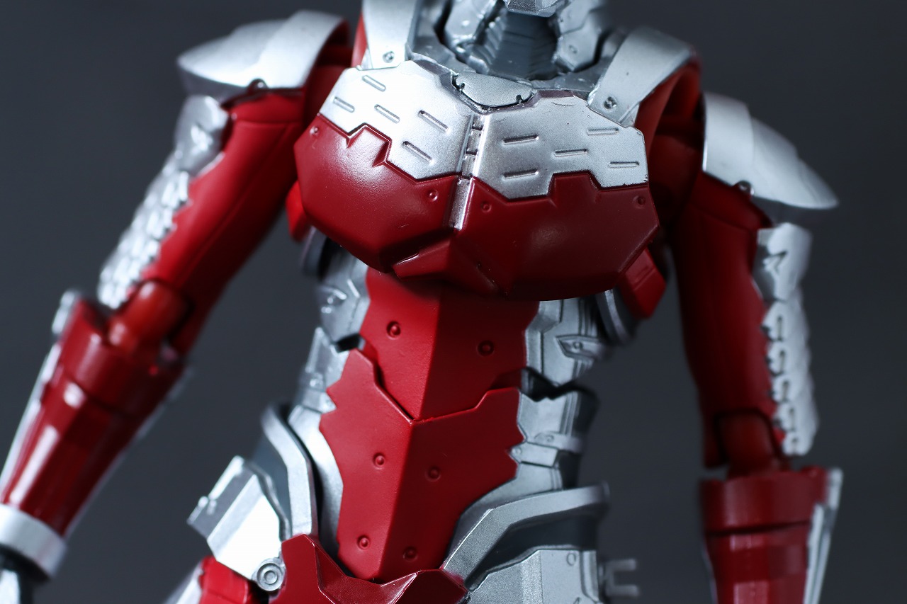 S.H.Figuarts　ULTRAMAN SUIT Ver7 the Animation　レビュー　本体