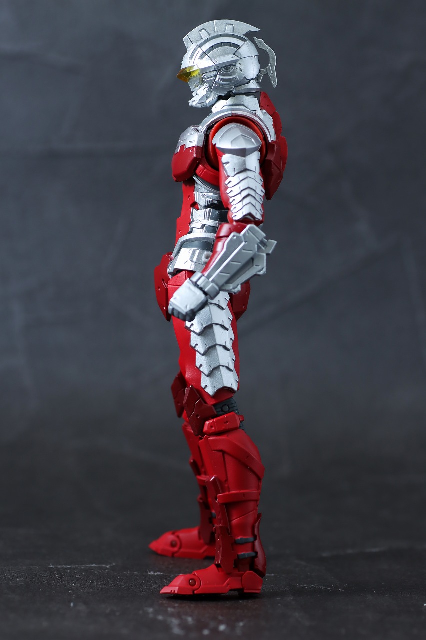 S.H.Figuarts　ULTRAMAN SUIT Ver7 the Animation　レビュー　本体